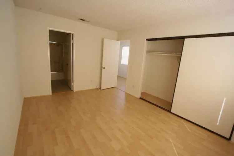 Rent Remodeled Townhouse in Costa Mesa with 2 Bedrooms and 2.5 Baths