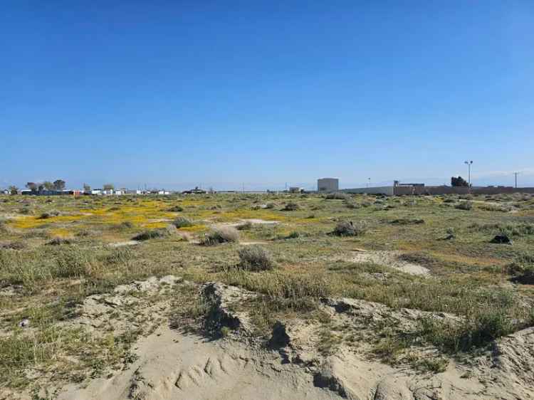 Land For Sale in Lancaster, California