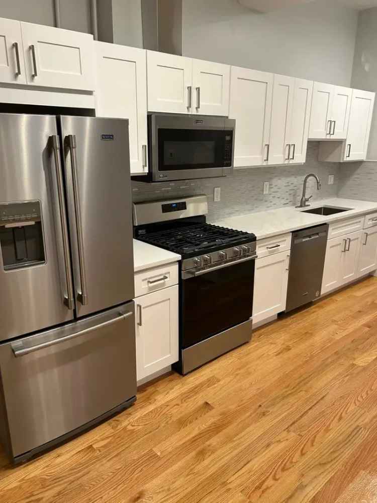 5 Bed Apartment for Rent with Renovated Kitchen in Area Near Alewife