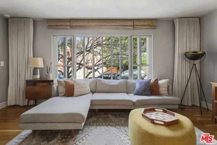 House For Sale in 6400, Primrose Avenue, Los Angeles, California