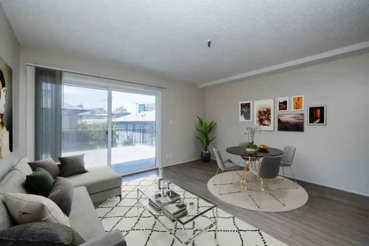 Rent Apartments with Modern Amenities Near Lake Merritt in Adams Point