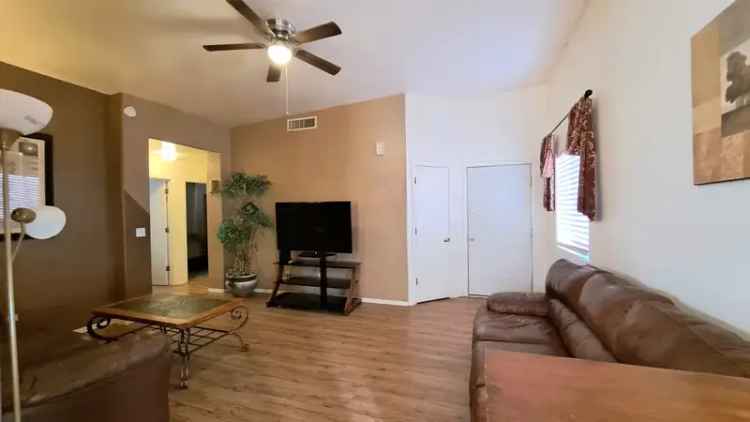 Rent Furnished Home with 3 Bedrooms and 2 Bathrooms Near Downtown