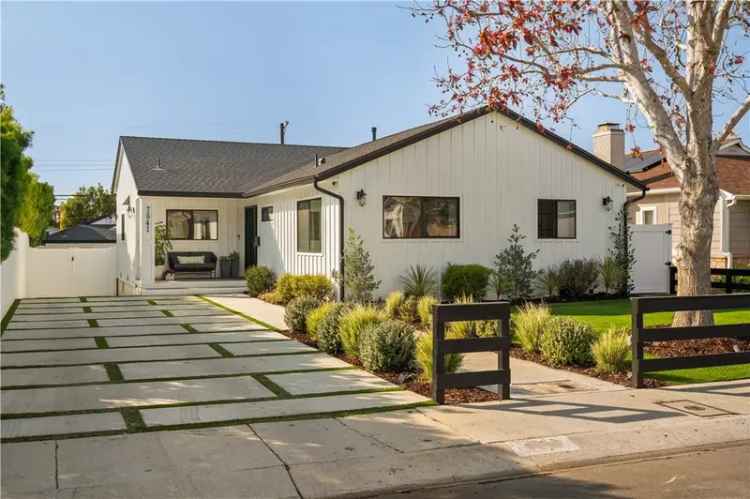 House For Sale in 7541, Westlawn Avenue, Los Angeles, California