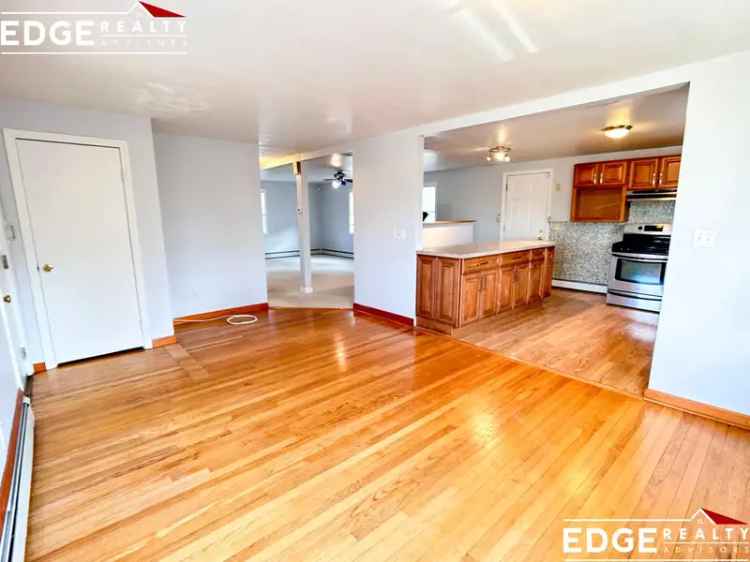 Rent Apartment Unit - EDGE Realty Advisors - Massachusetts