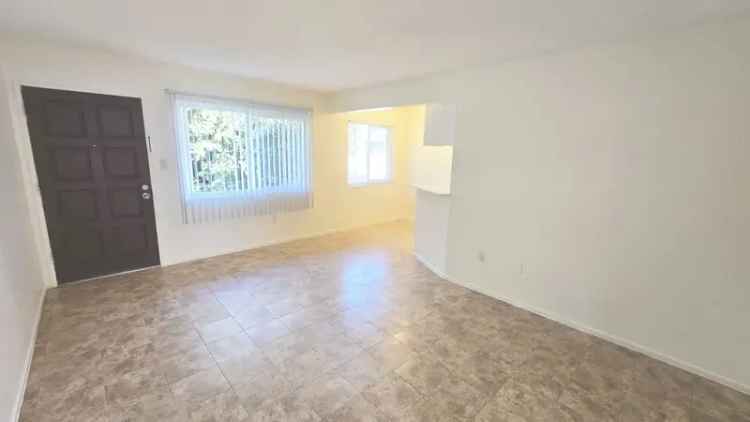 Rent Large 1 Bedroom Apartment in West Torrance Near Redondo Beach