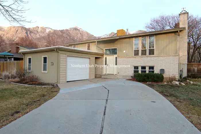 Home for Rent in Northern Utah with 4 Bedrooms and Garage