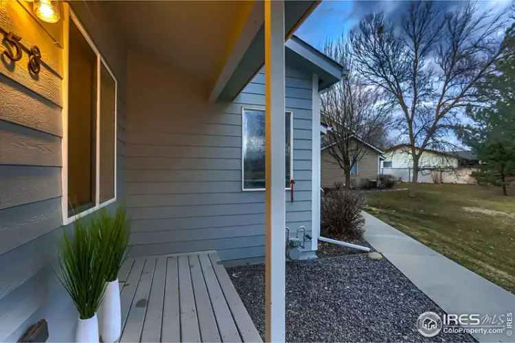 House For Sale in 500, Lashley Street, Longmont, Colorado