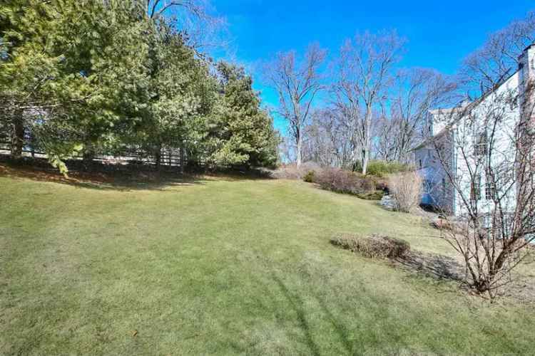 House For Sale in 65, Hilltop Drive, Fairfield, Connecticut