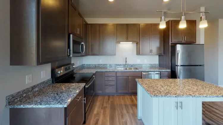 Rent Luxurious Apartments in Chanhassen with Modern Amenities