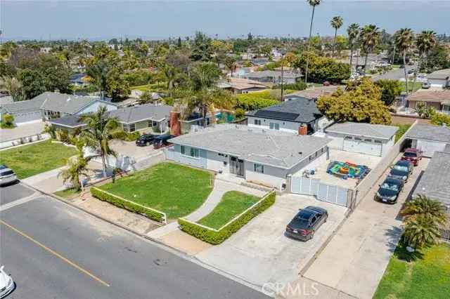 House For Sale in 11392, Barclay Drive, Garden Grove, California