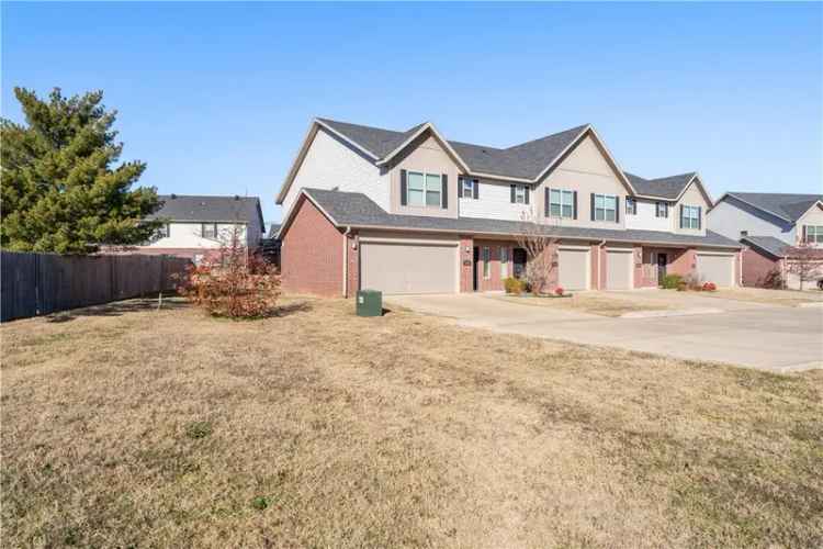 House For Sale in Rogers, Arkansas