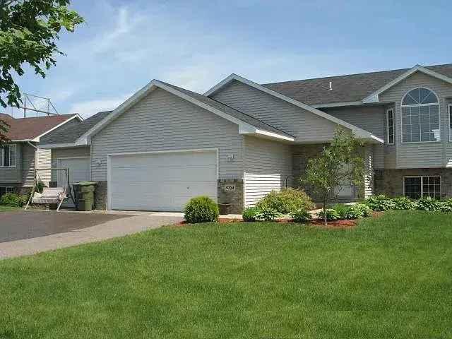 Rent Single Family Residence in Monticello with Spacious Features