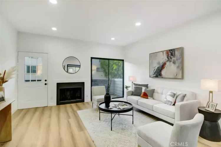 Buy Townhome in Tarzana with Modern Features and Private Patio