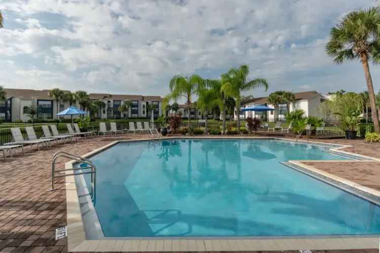 Rent Apartments at Solis in Winter Park with Premier Amenities