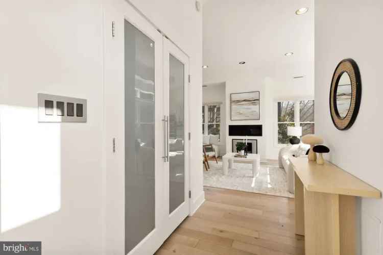 House For Sale in 503, Q Street Northwest, Washington, District of Columbia