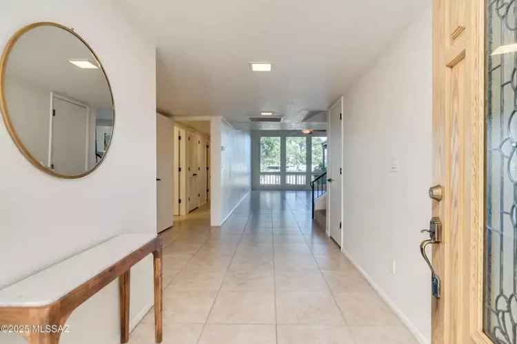 Move In Ready Townhouse for Rent in Dorado Country Club with Views