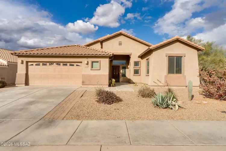 House For Sale in 11042, West Caracara Drive, Marana, Arizona