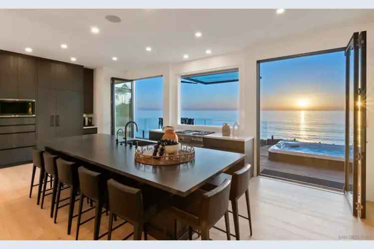 Buy luxury home with ocean views in Encinitas