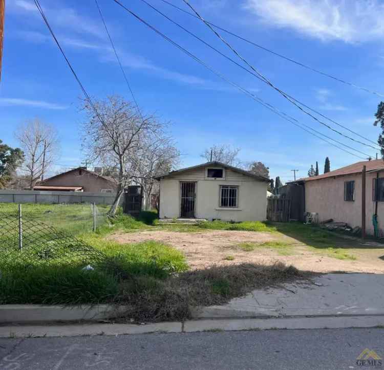 House For Sale in 809, Sansome Street, Bakersfield, California