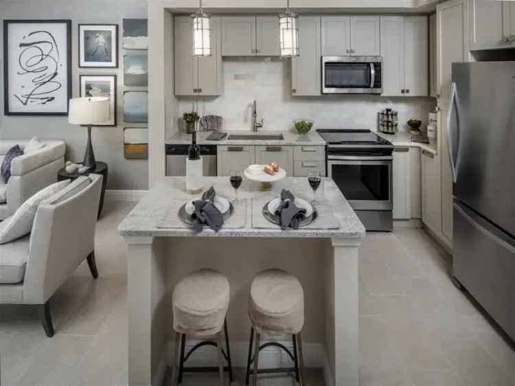 Rent Apartments in West Palm Beach with Modern Interiors and Amenities