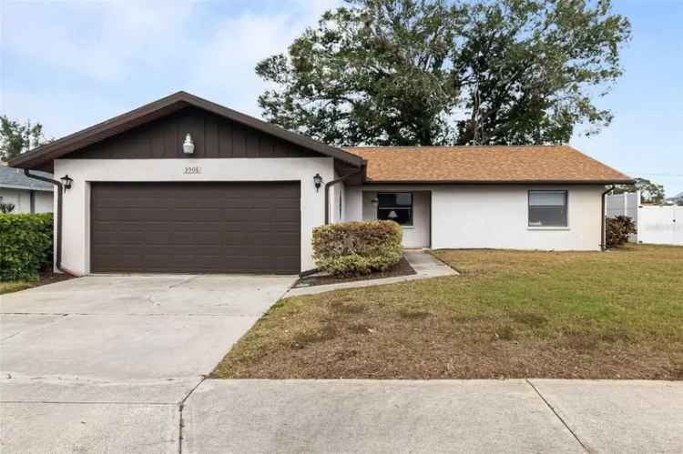 House For Sale in 5506, 3rd Avenue Plaza West, Bradenton, Florida