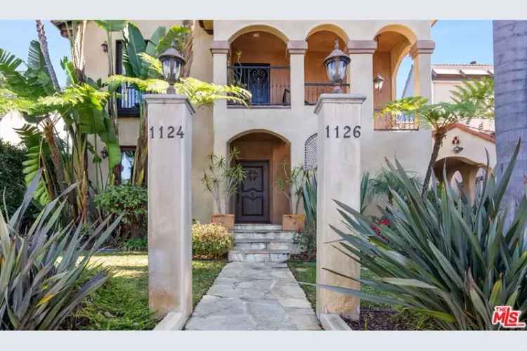 Buy Duplex in Wilshire Vista with Spacious Bedrooms and Modern Upgrades