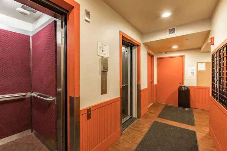 Rent Studio Apartment in Downtown Seattle with Historic Charm and Pet Friendly