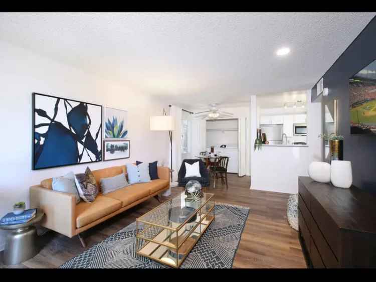 Rent Apartment at The Arbors with Resort Style Amenities in California Oaks