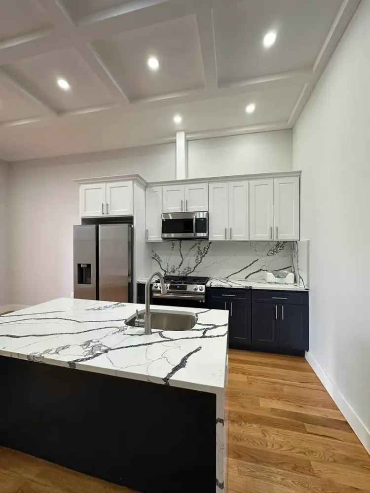 Rent Luxury Apartment Unit in Prime Bushwick with Rooftop and Modern Features