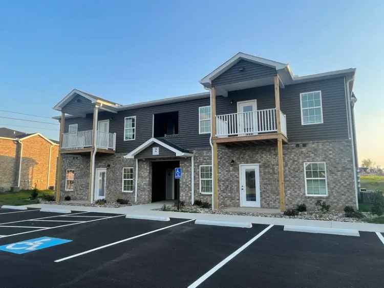 Rent apartments at Hillview Commons near WKU with modern finishes