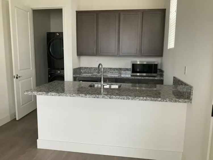 Rent Modern Casita in River Islands Community with Amenities