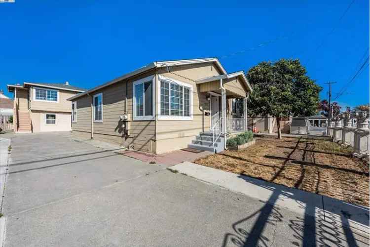 Buy Duplex in San Leandro with Additional Unit for Multi Generational Living