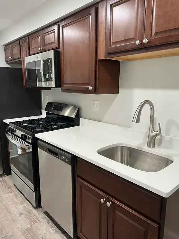 Rent Beautifully Renovated Apartment Near Beachmont Station