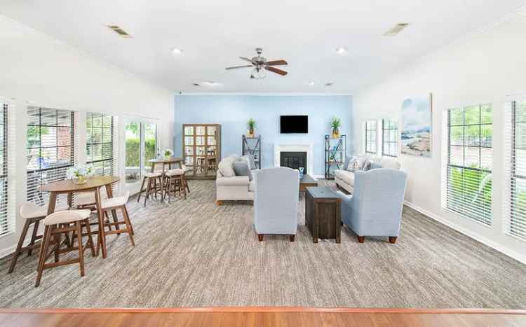 Rent Apartments in Goose Creek with Luxury Amenities and Designer Kitchens