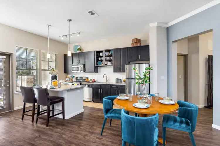 Luxury Apartments for Rent in Northwest Austin with Resort Style Amenities