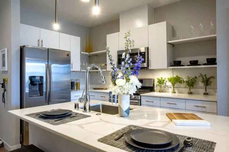 Rent Apartments with Innovative Design Near Summit Mall