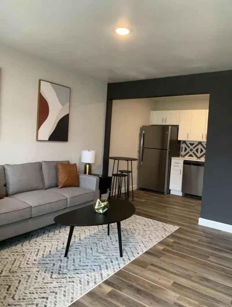 Rent Apartment in Maplewood with Modern Features and Amenities