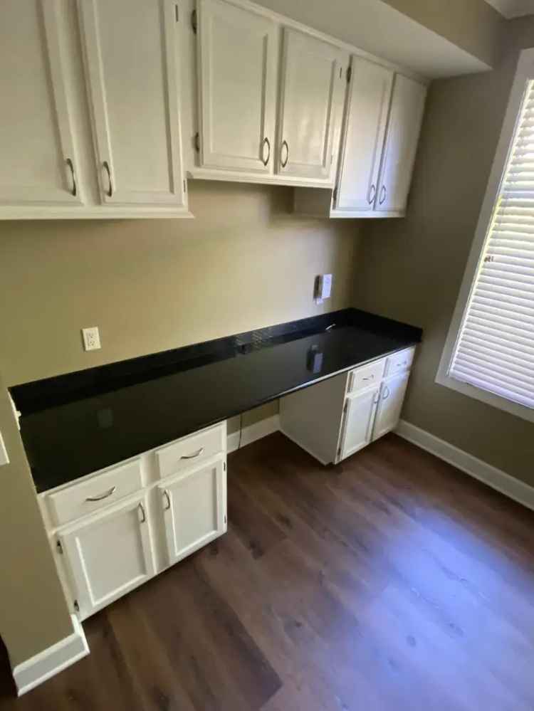 Rent 1 Bedroom Condo in South O.C. with Great Amenities