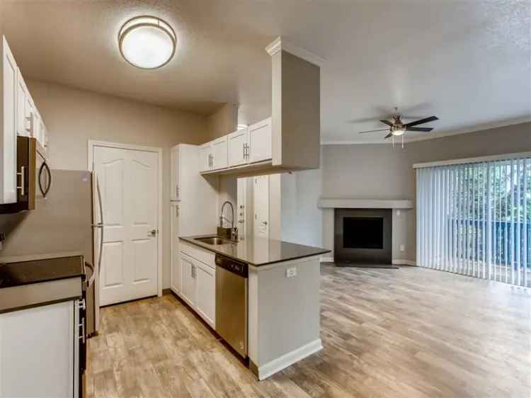 Rent Spacious Pet Friendly Apartments in Hillsboro with Great Amenities