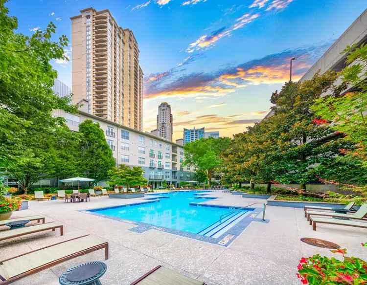 Rent Apartments in Atlanta with Resort Style Pool and Modern Features