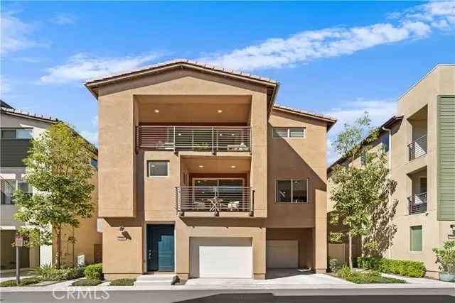 House For Sale in Lake Forest, California