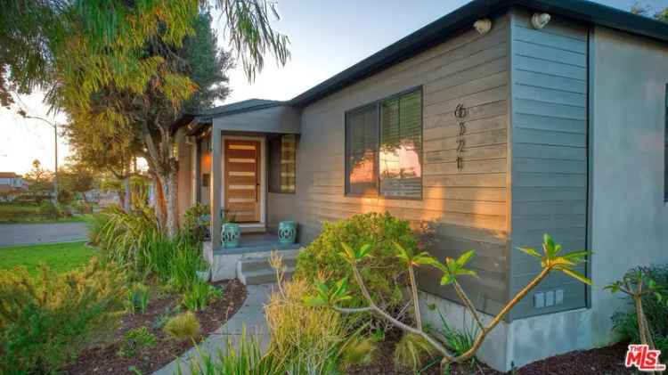 House For Sale in 6321, West 84th Street, Los Angeles, California