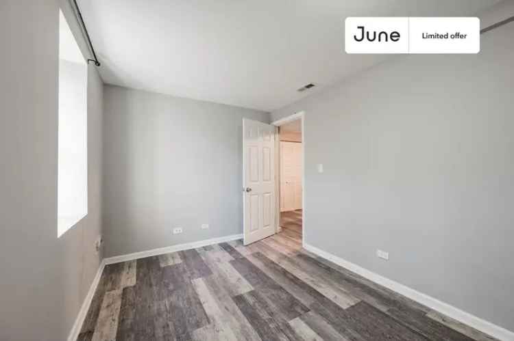 Rent Full Bedroom in Logan Square with Flexible Lease Options