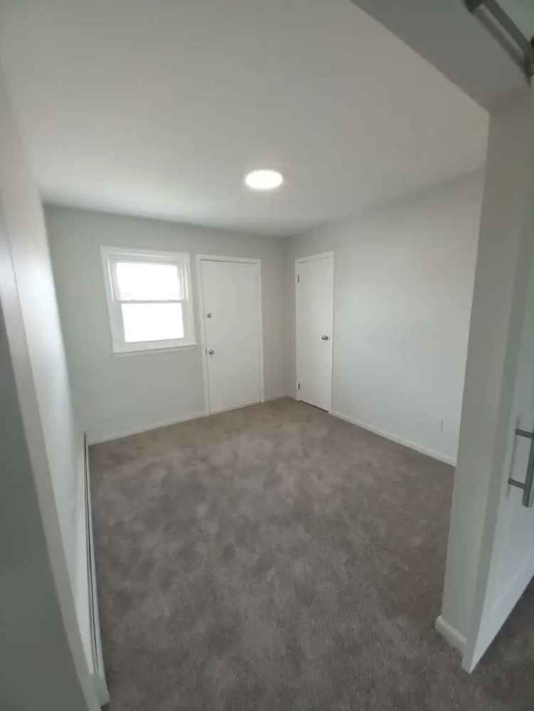 Apartment for Rent in Sunnyside Area of Linden with 2 Bedrooms and Utilities Included