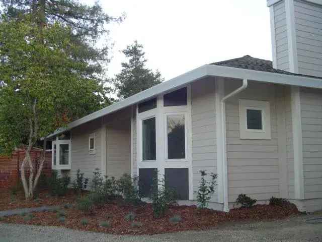 Rent Custom Built Guest Cottage Home in Private Location with Luxurious Features