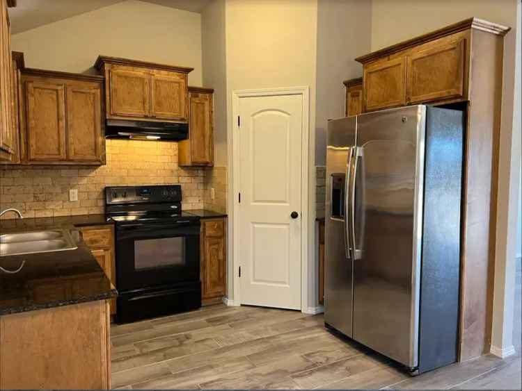 Rent Newly Renovated Home in Heritage Oaks Community Oklahoma City