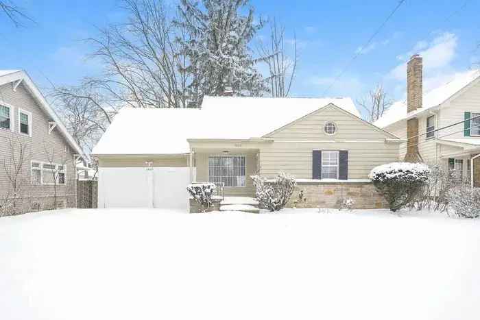 Rent 4 Bedroom Home in Cleveland Heights with Sunroom and Garage