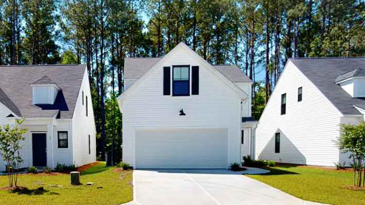 Rent Modern Apartments in Bluffton South Carolina with Private Yards