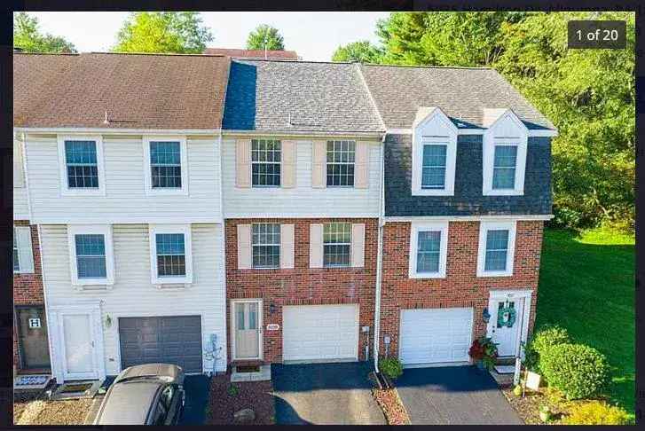 Townhouse for Rent in Hopewell Area School District with Modern Amenities