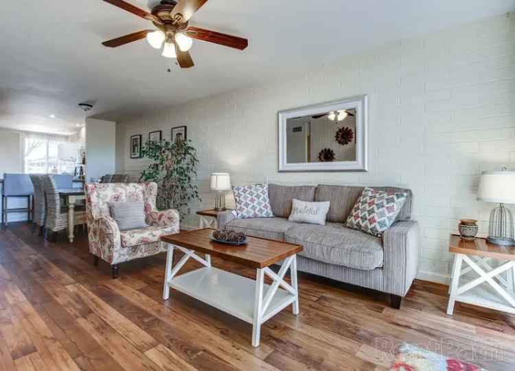 Rent Tranquil Apartments with Patios in Greenwood Near I-10 Freeway